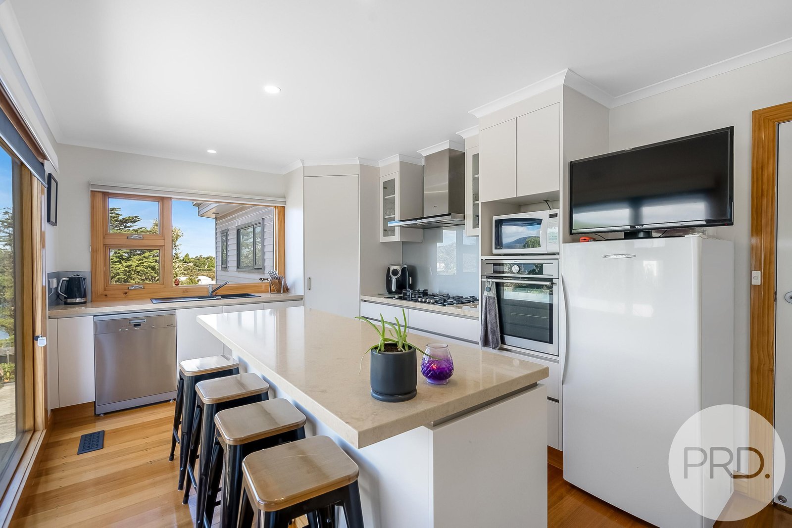 13 Chestnut Avenue LUTANA 5