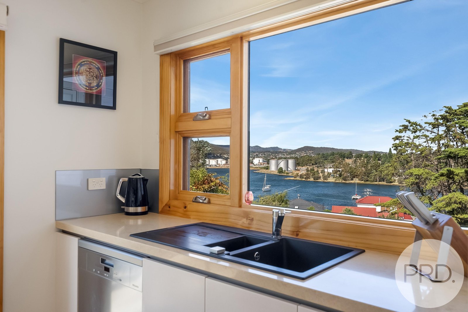 13 Chestnut Avenue LUTANA 7