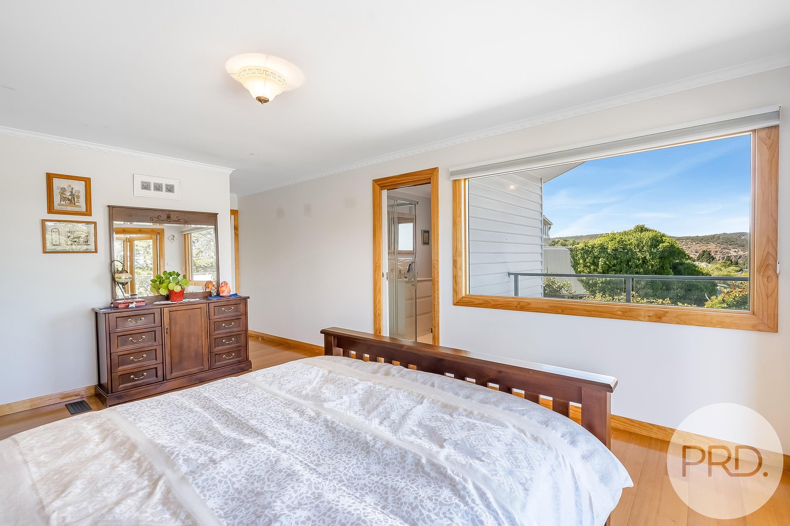 13 Chestnut Avenue LUTANA 15