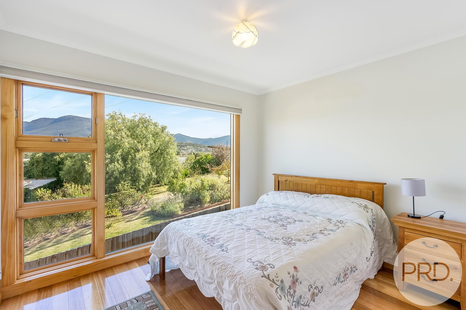 13 Chestnut Avenue LUTANA 22