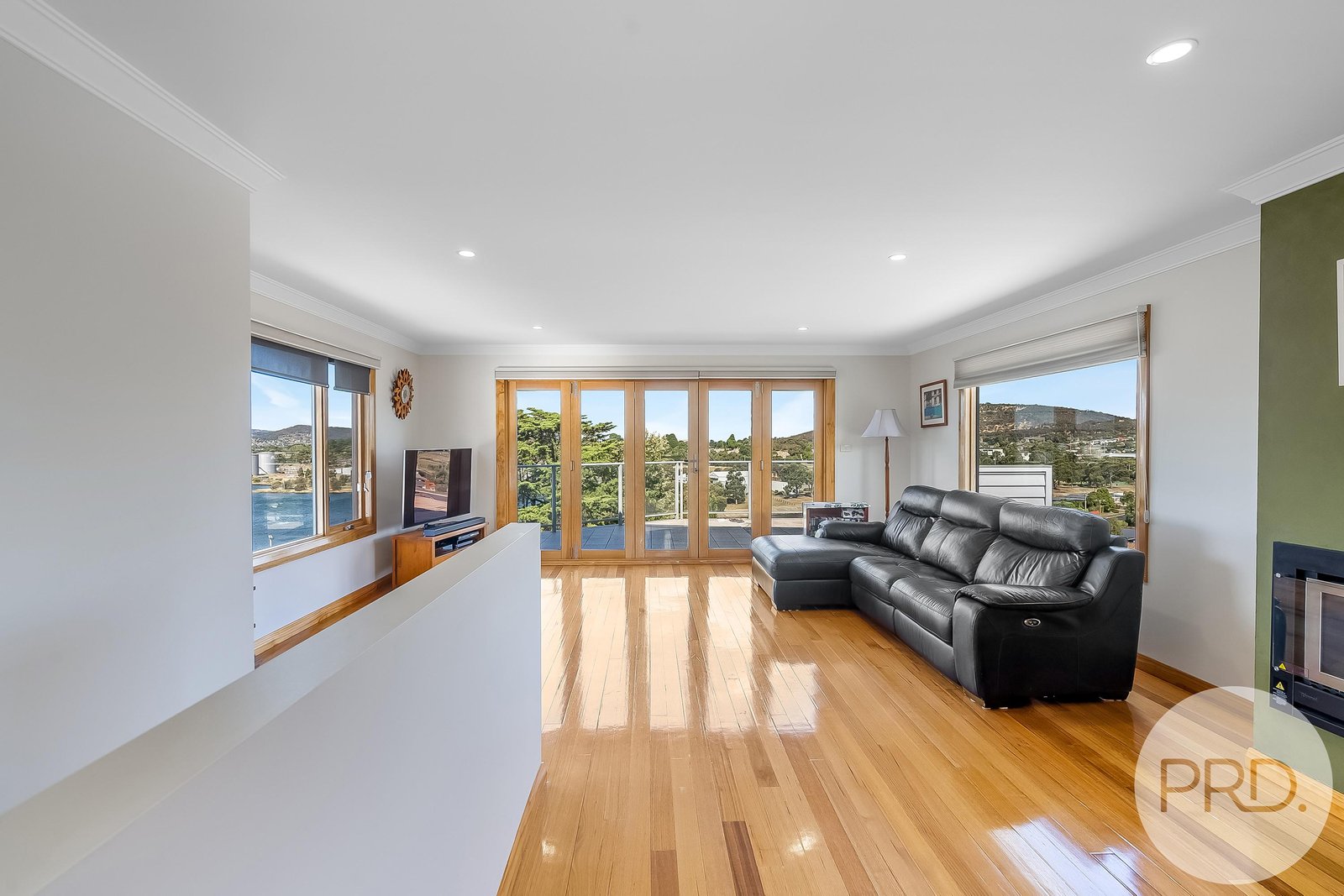 13 Chestnut Avenue LUTANA 28