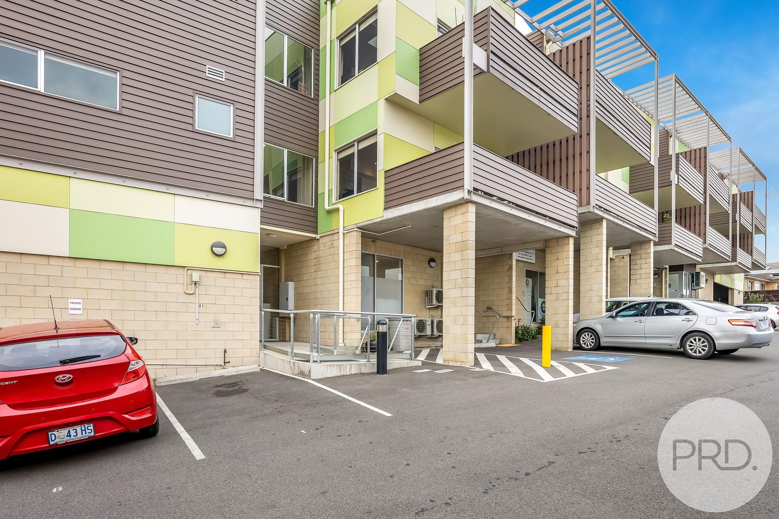 1/3 Clarence Street BELLERIVE 7
