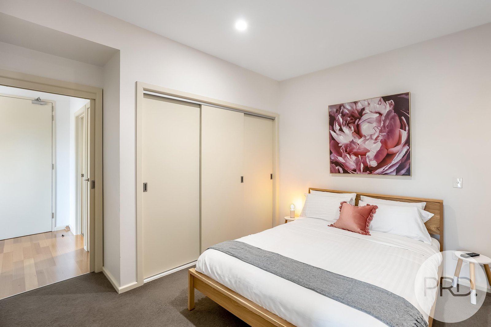1/3 Clarence Street BELLERIVE 11