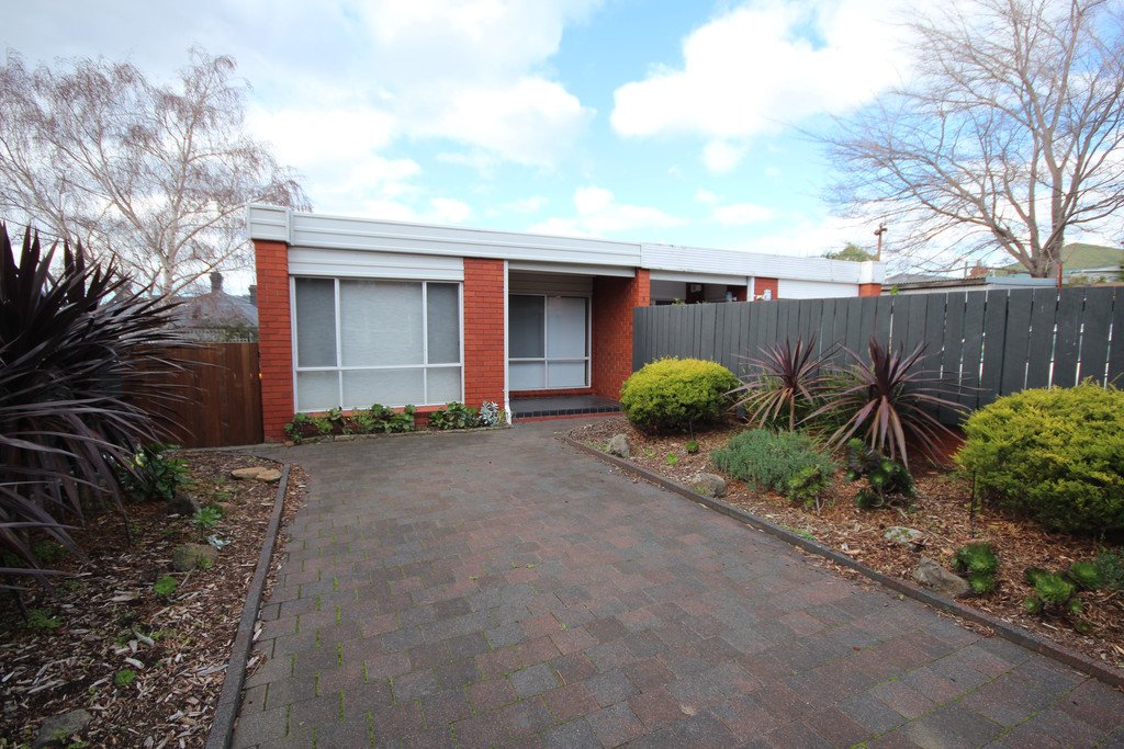 1/3 Claude Street NEW TOWN 1