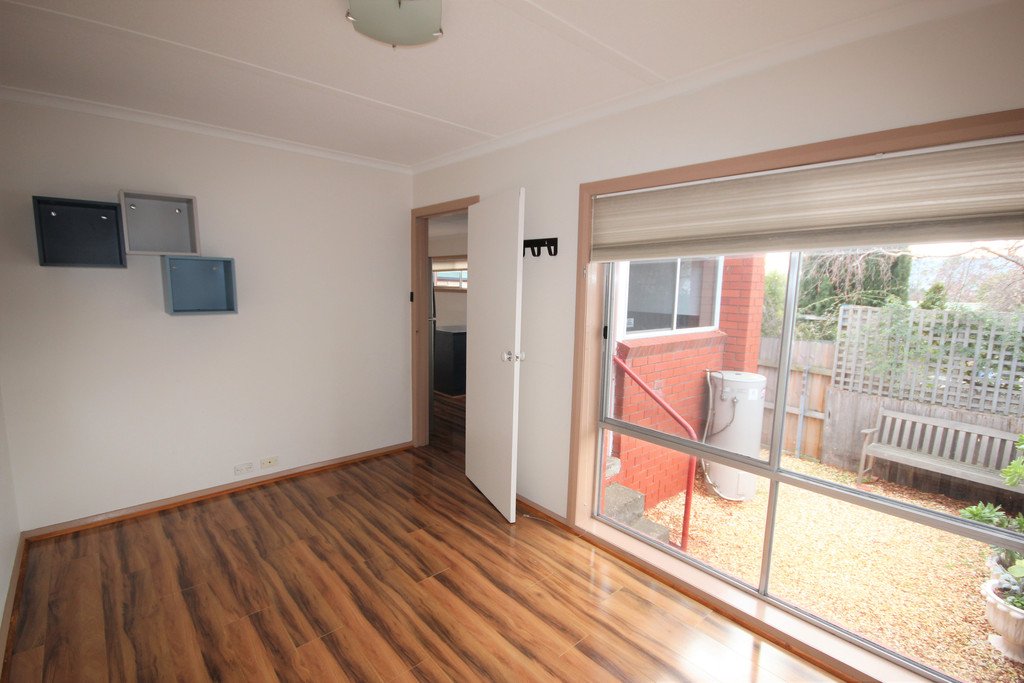 1/3 Claude Street NEW TOWN 8