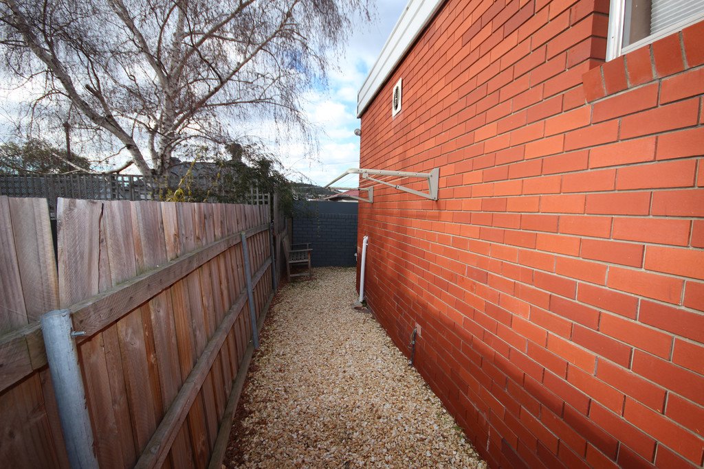 1/3 Claude Street NEW TOWN 10