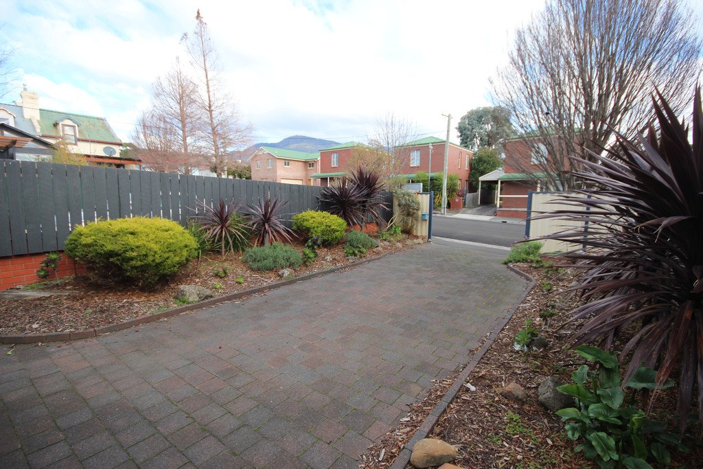 1/3 Claude Street NEW TOWN 11