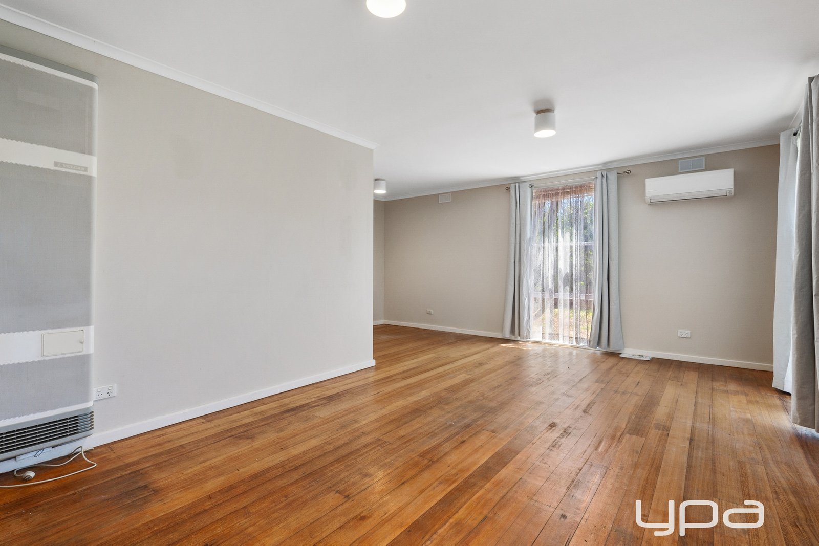 Gallery: 13 Clematis Avenue