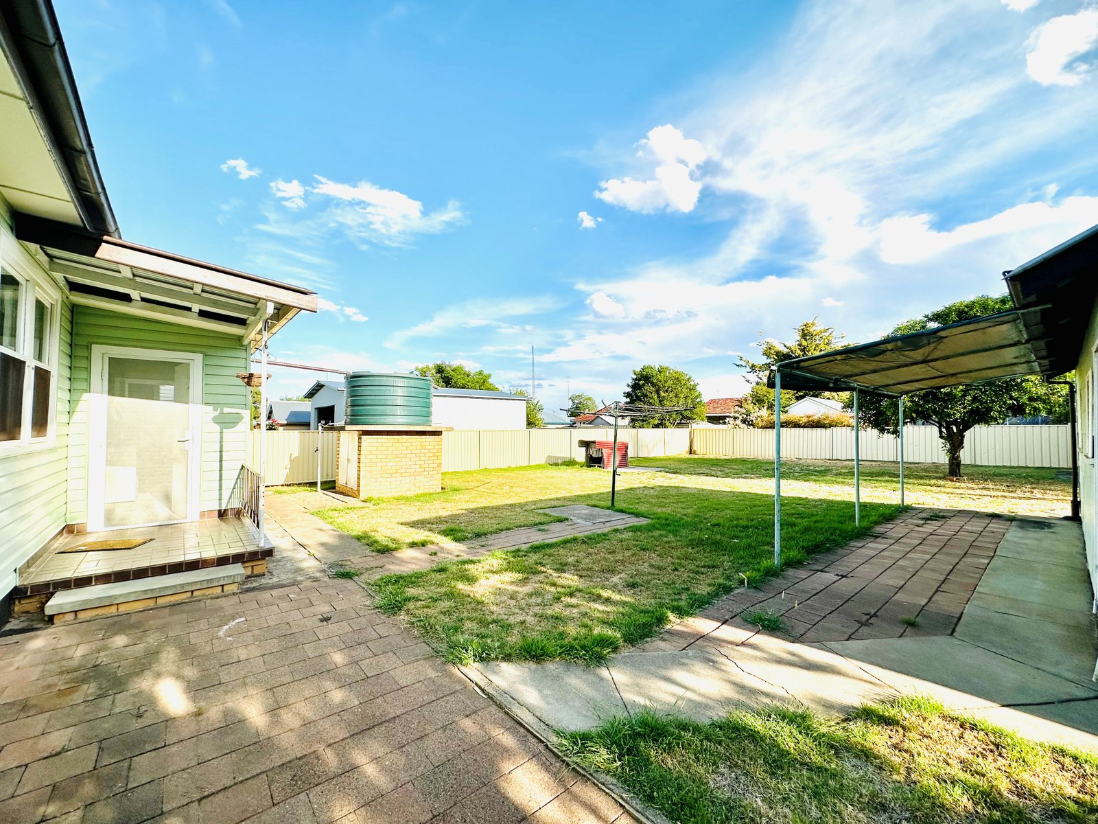 13 Cobley Avenue TAMWORTH 16