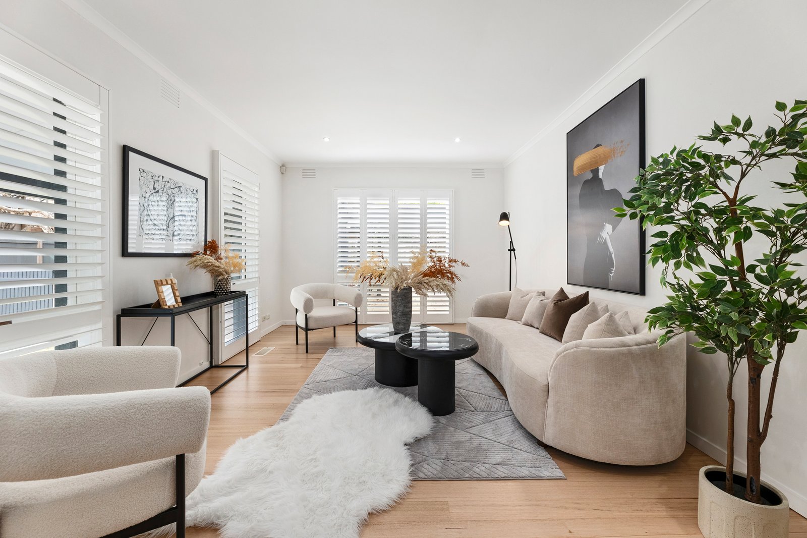 Gallery: 13 Colonial Drive