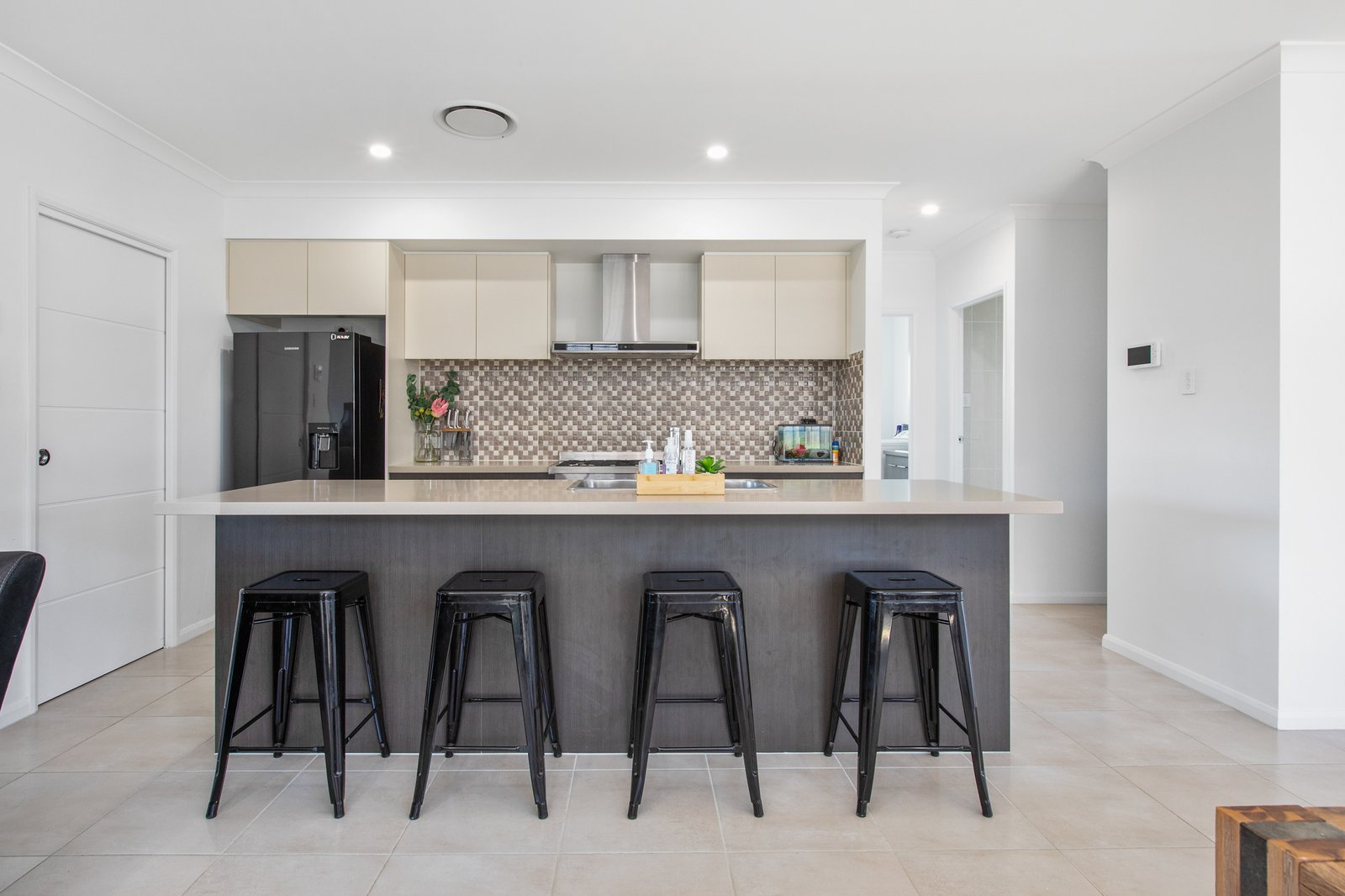 13 Conquest Close RUTHERFORD 9