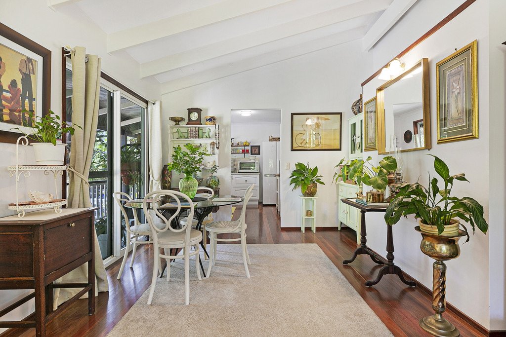 13 Coorabin Ct  TALLEBUDGERA 5
