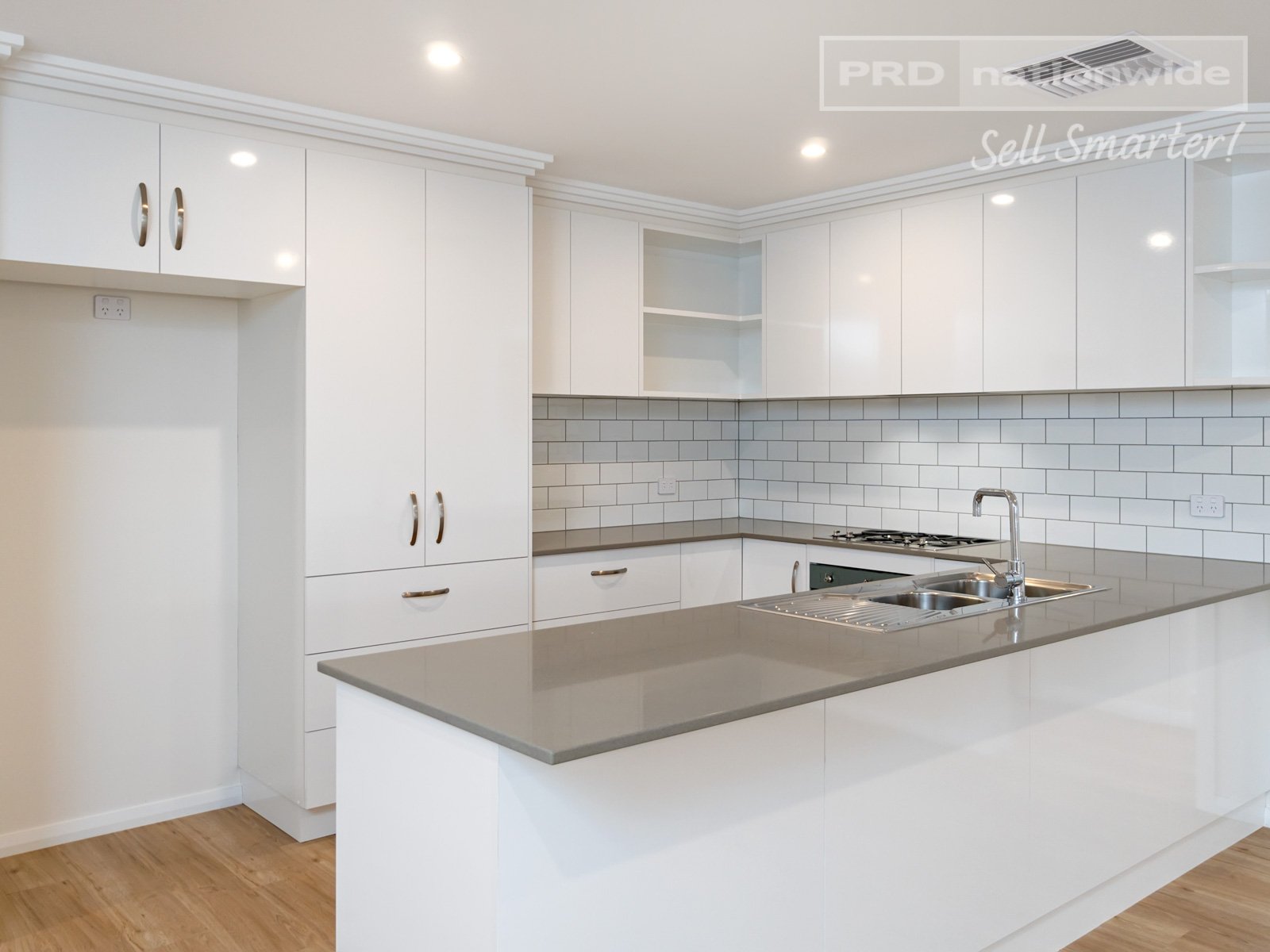13 Coppabella Drive GOBBAGOMBALIN 4