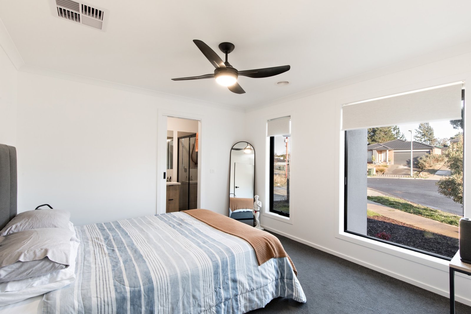 Gallery: 13 Cowley Court