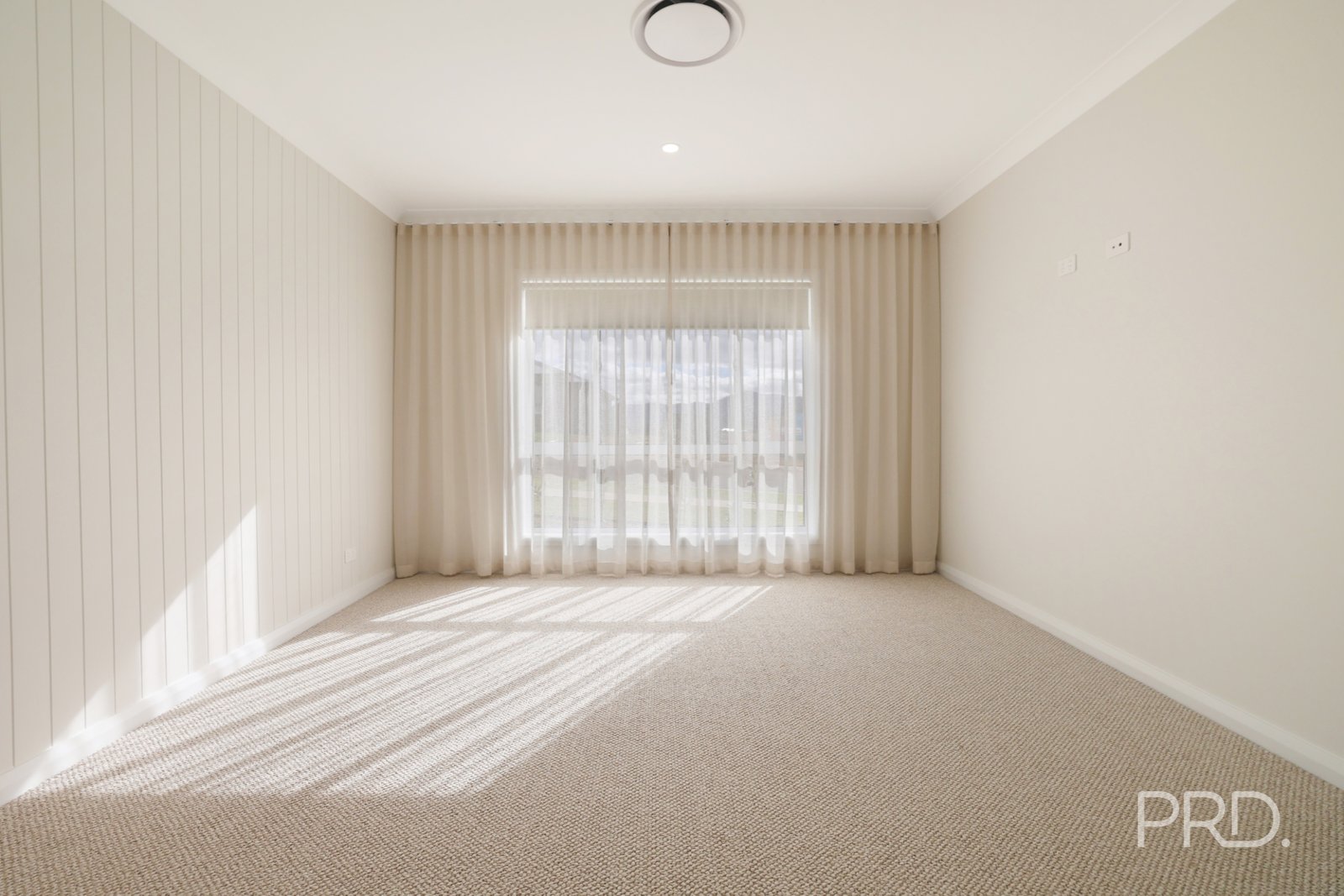 13 Crested Avenue TAMWORTH 13