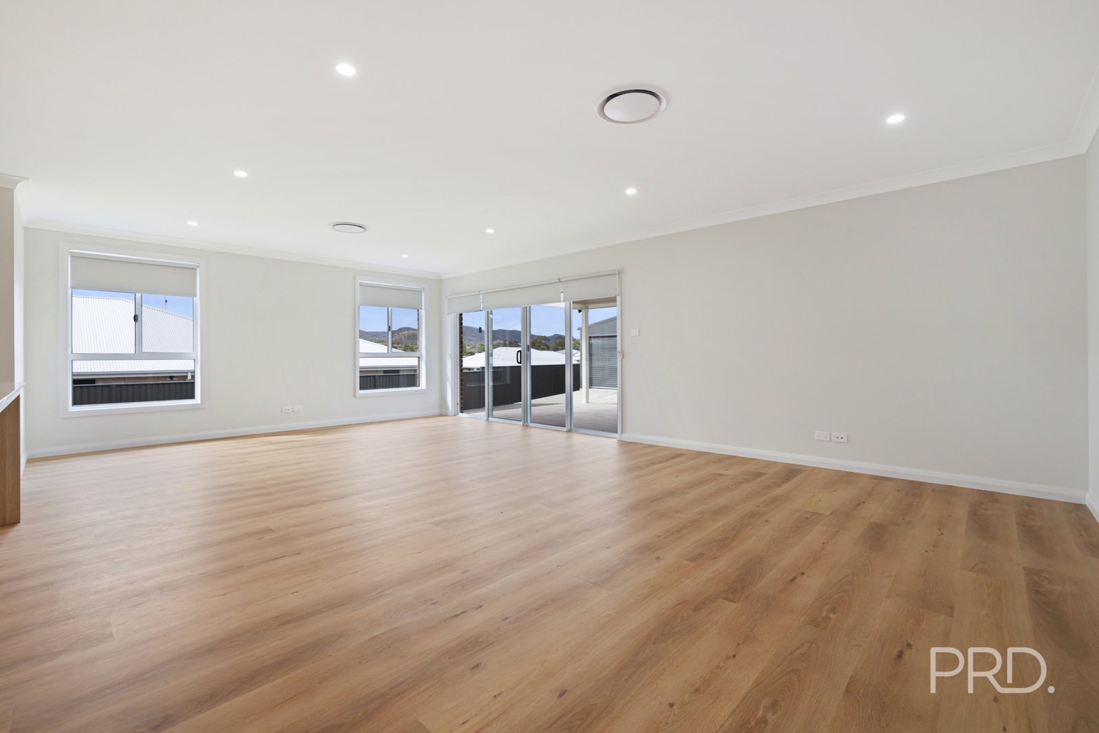 13 Crested Avenue TAMWORTH 16