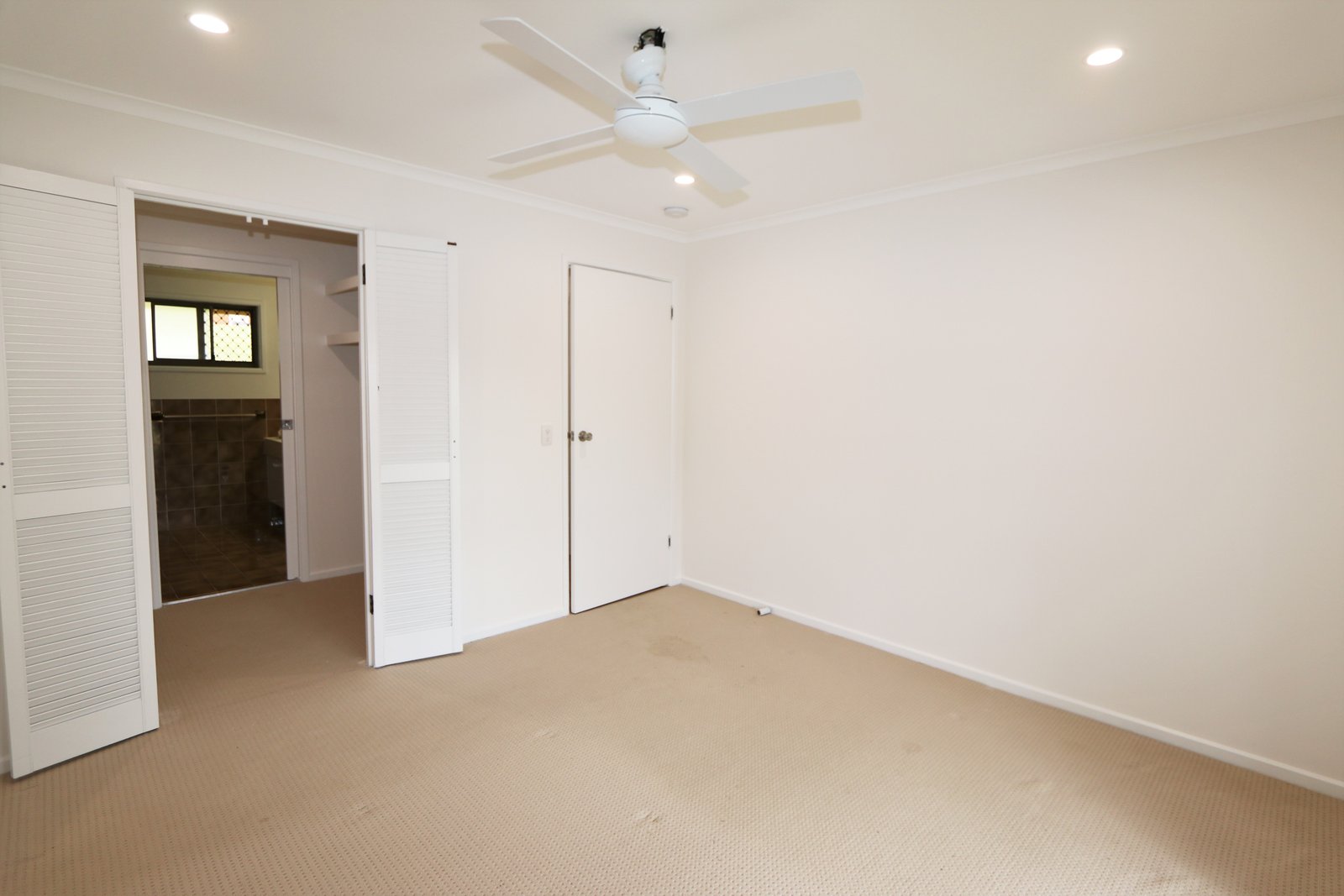 13 Cutana Court ASHMORE 10