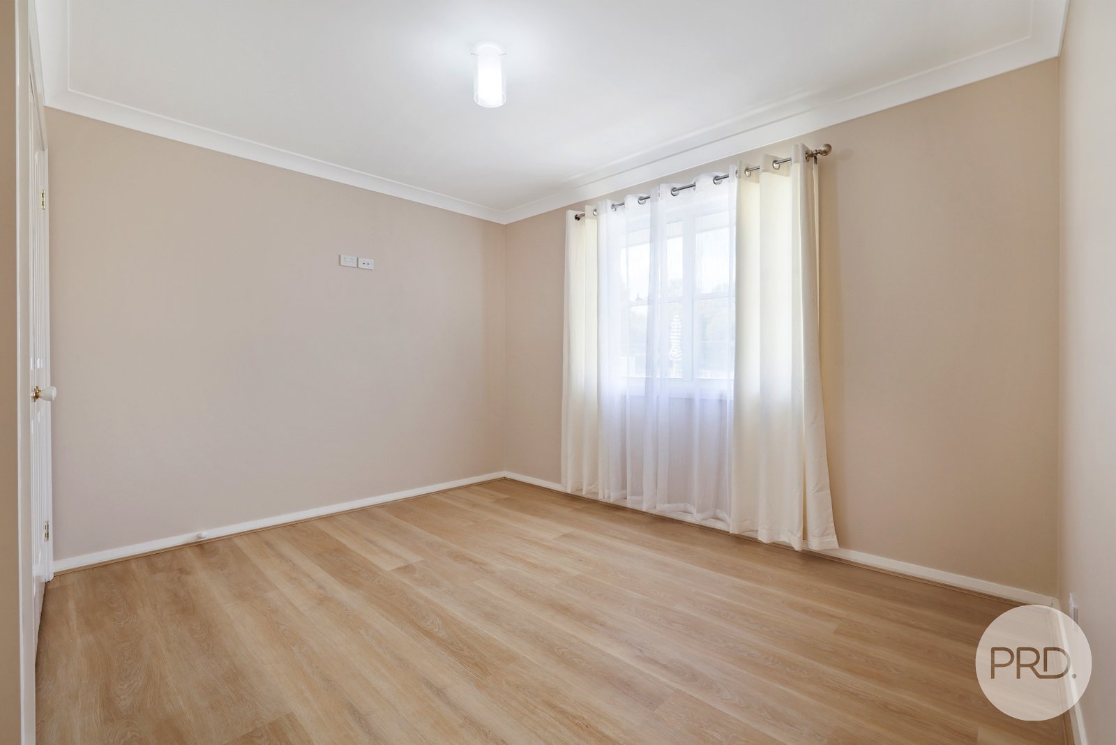 13 Daintree Circuit TAMWORTH 13