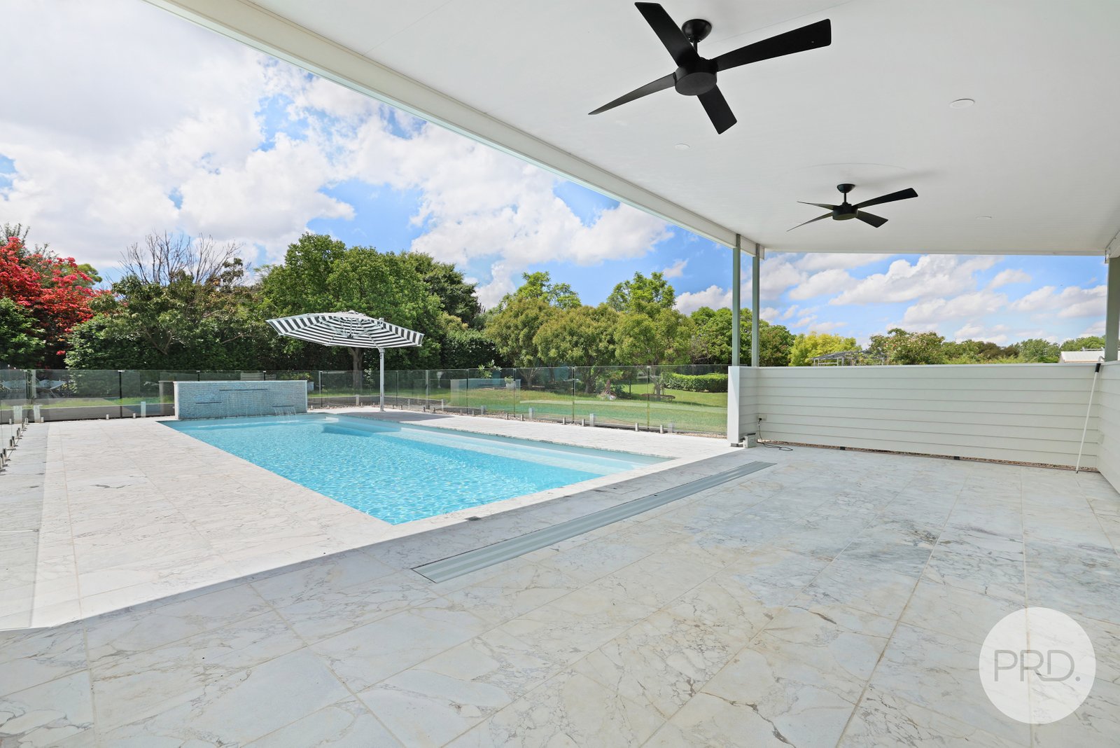 13 Daintree Circuit TAMWORTH 29