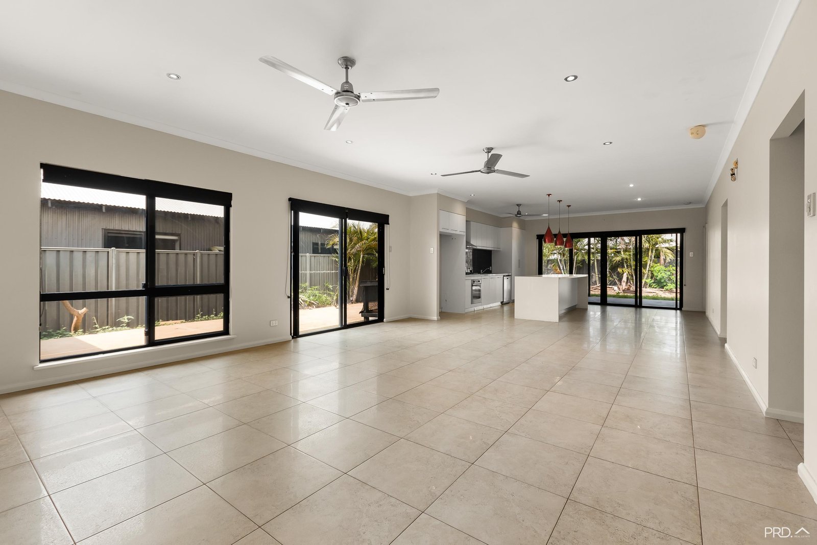 13 Dalmatio Street BILINGURR 2