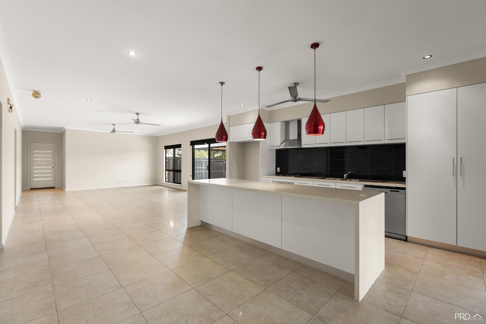 13 Dalmatio Street BILINGURR 10