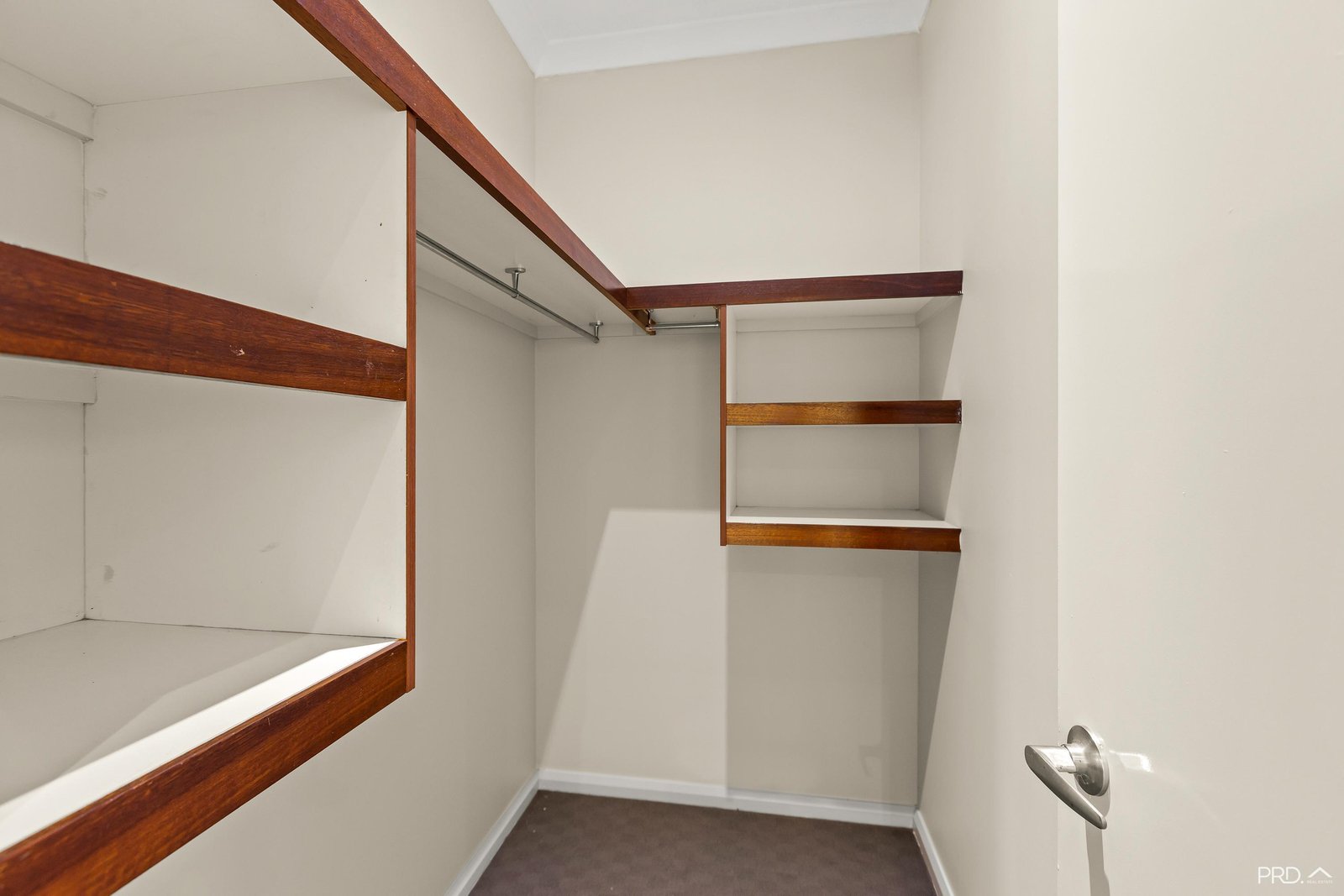 13 Dalmatio Street BILINGURR 23