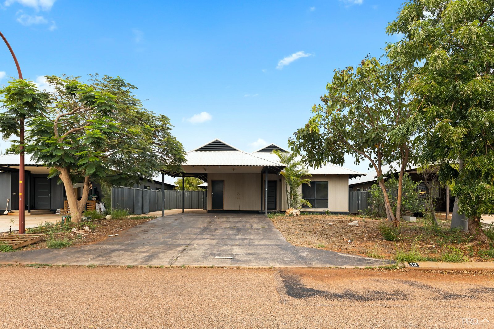 13 Dalmatio Street BILINGURR 32