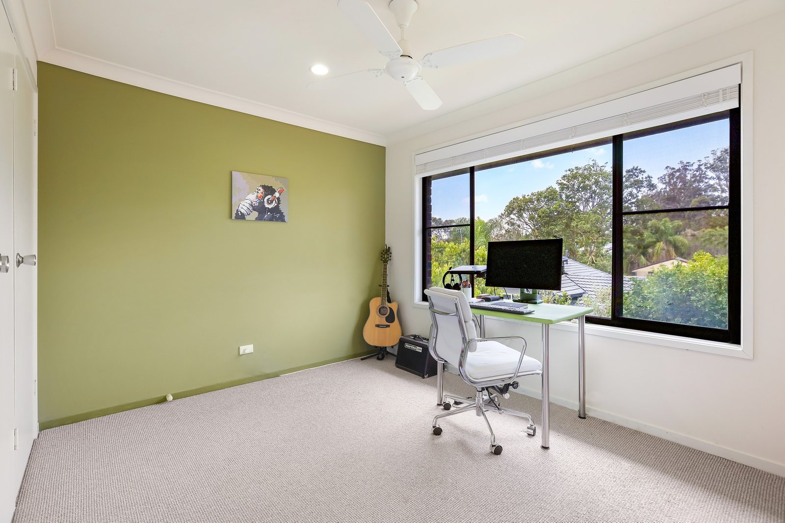 13 Darel Drive ASHMORE 13