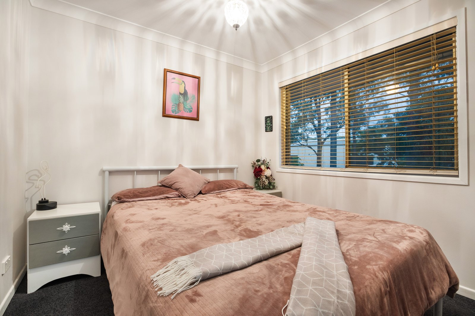 13 Darling Crescent MOLENDINAR 13