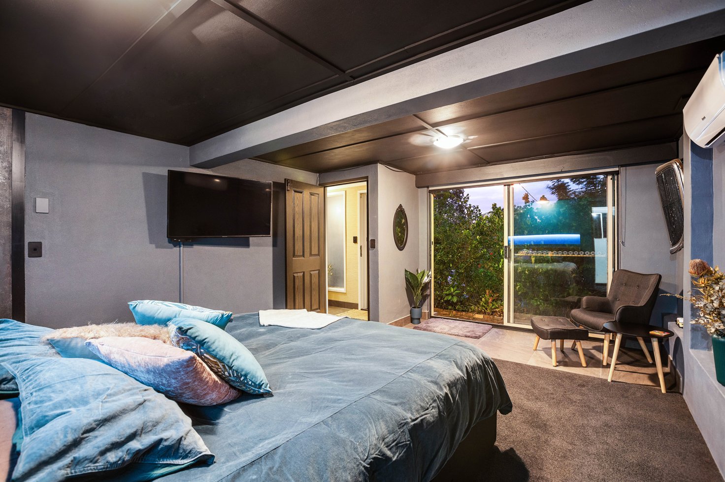 13 Darling Crescent MOLENDINAR 16