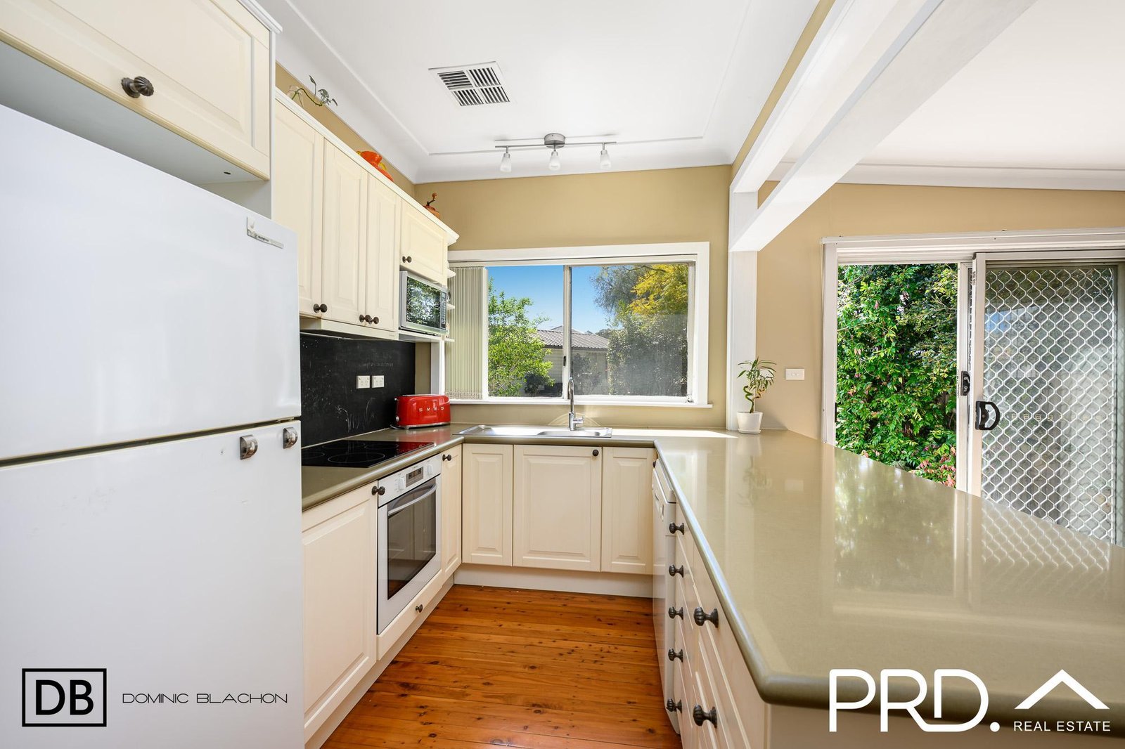 13 Denny Road PICNIC POINT 4