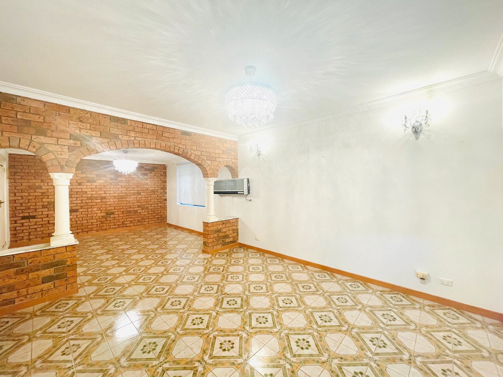 13 Donald Street HURSTVILLE 2