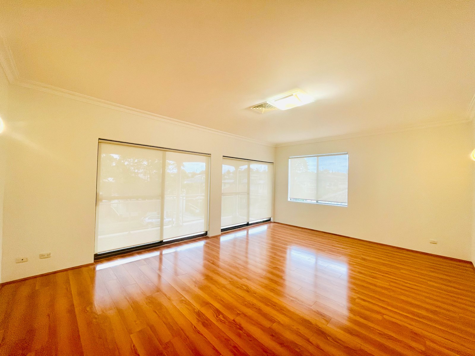 13 Donald Street HURSTVILLE 9