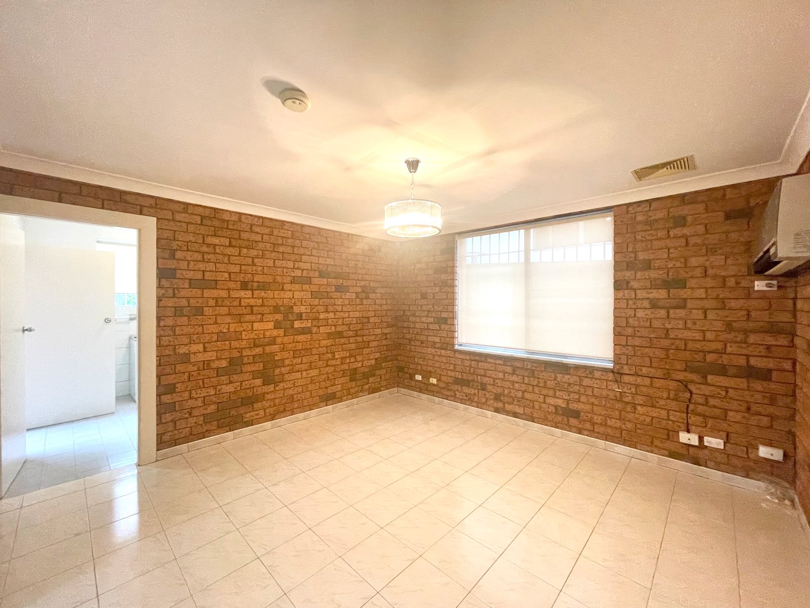 13 Donald Street HURSTVILLE 16