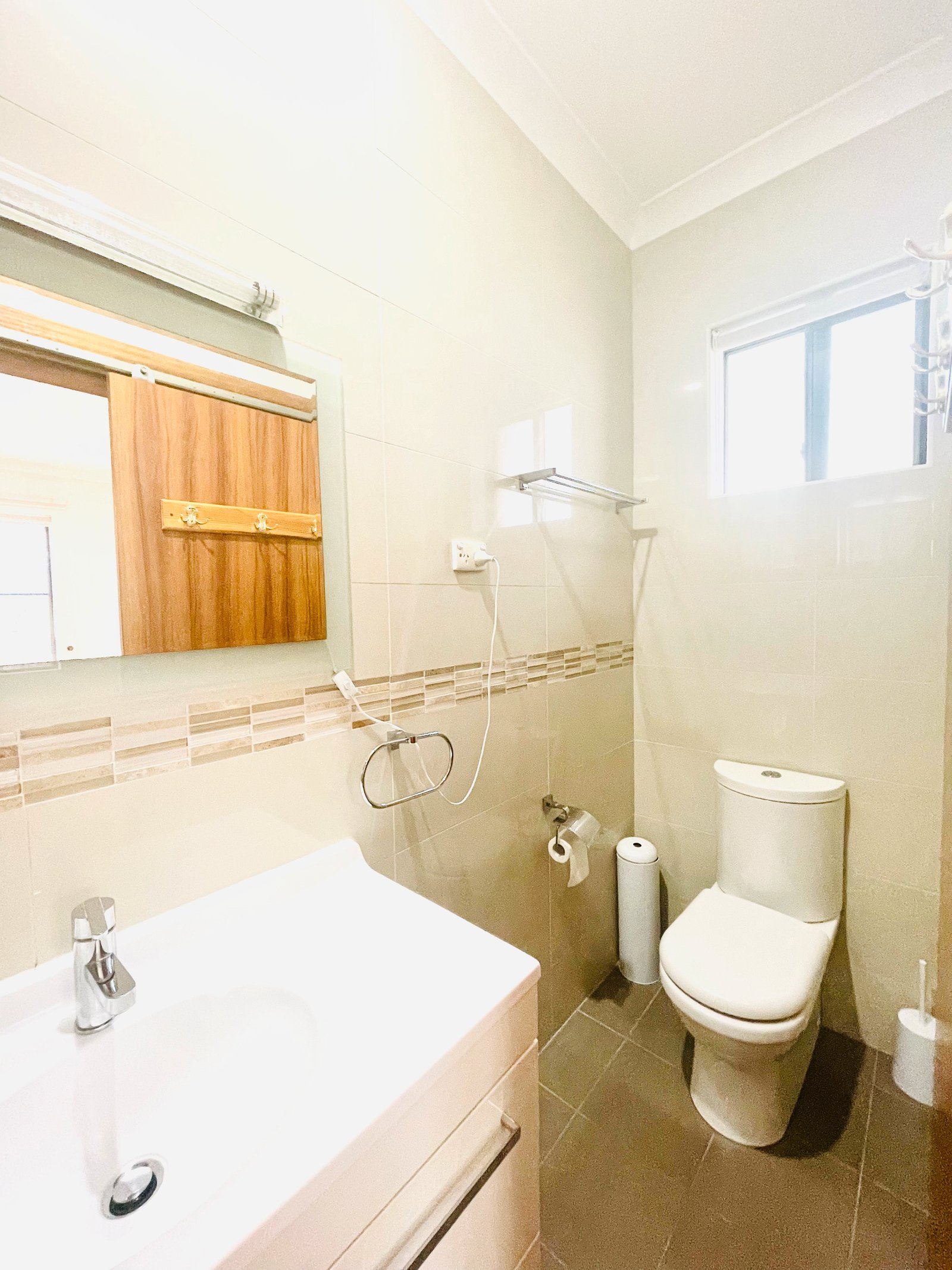 13 Donald Street HURSTVILLE 18