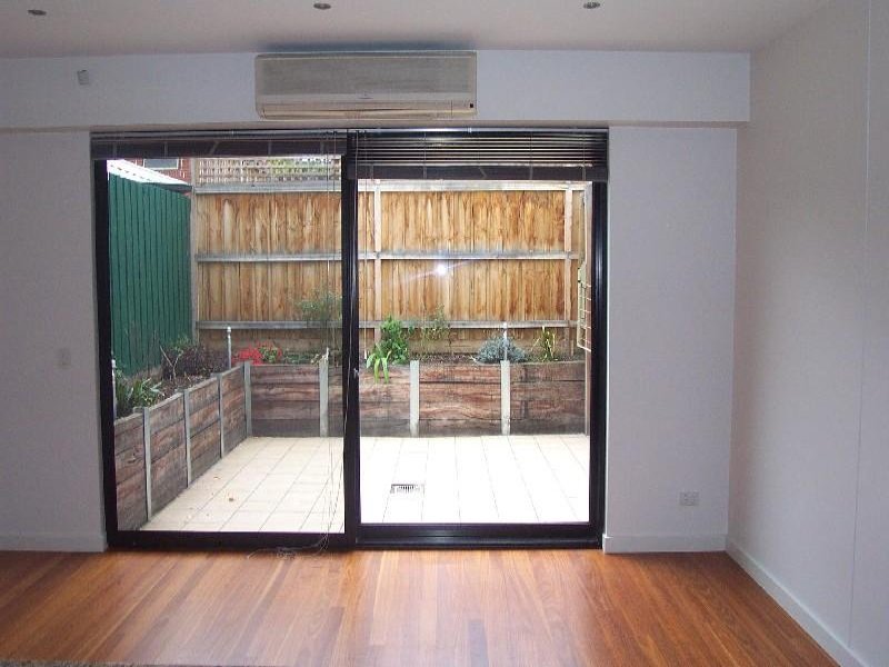 Gallery: 13 Dow Street