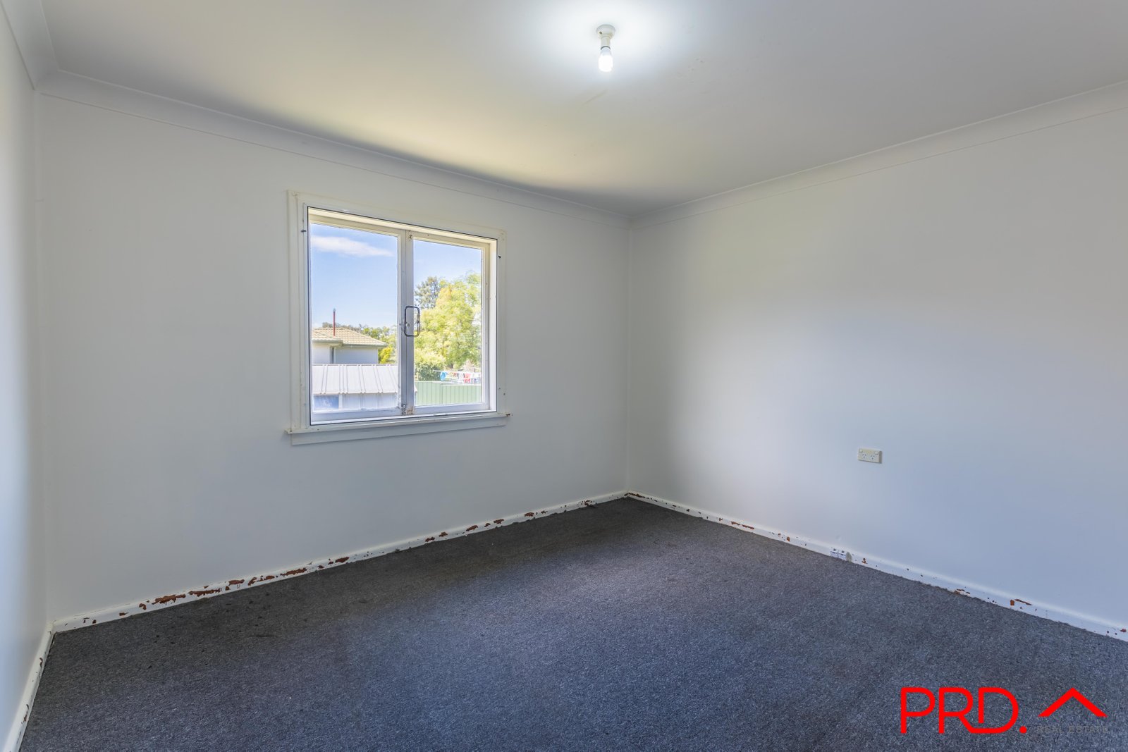 13 Drummond Road TAMWORTH 12