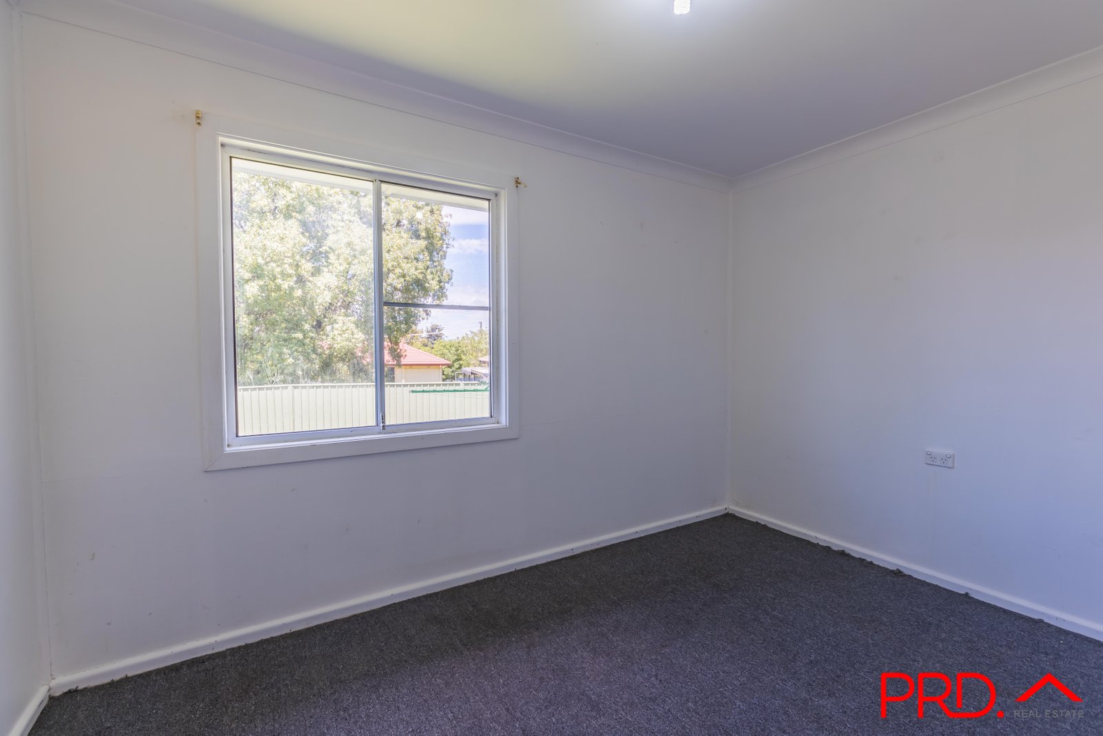 13 Drummond Road TAMWORTH 13
