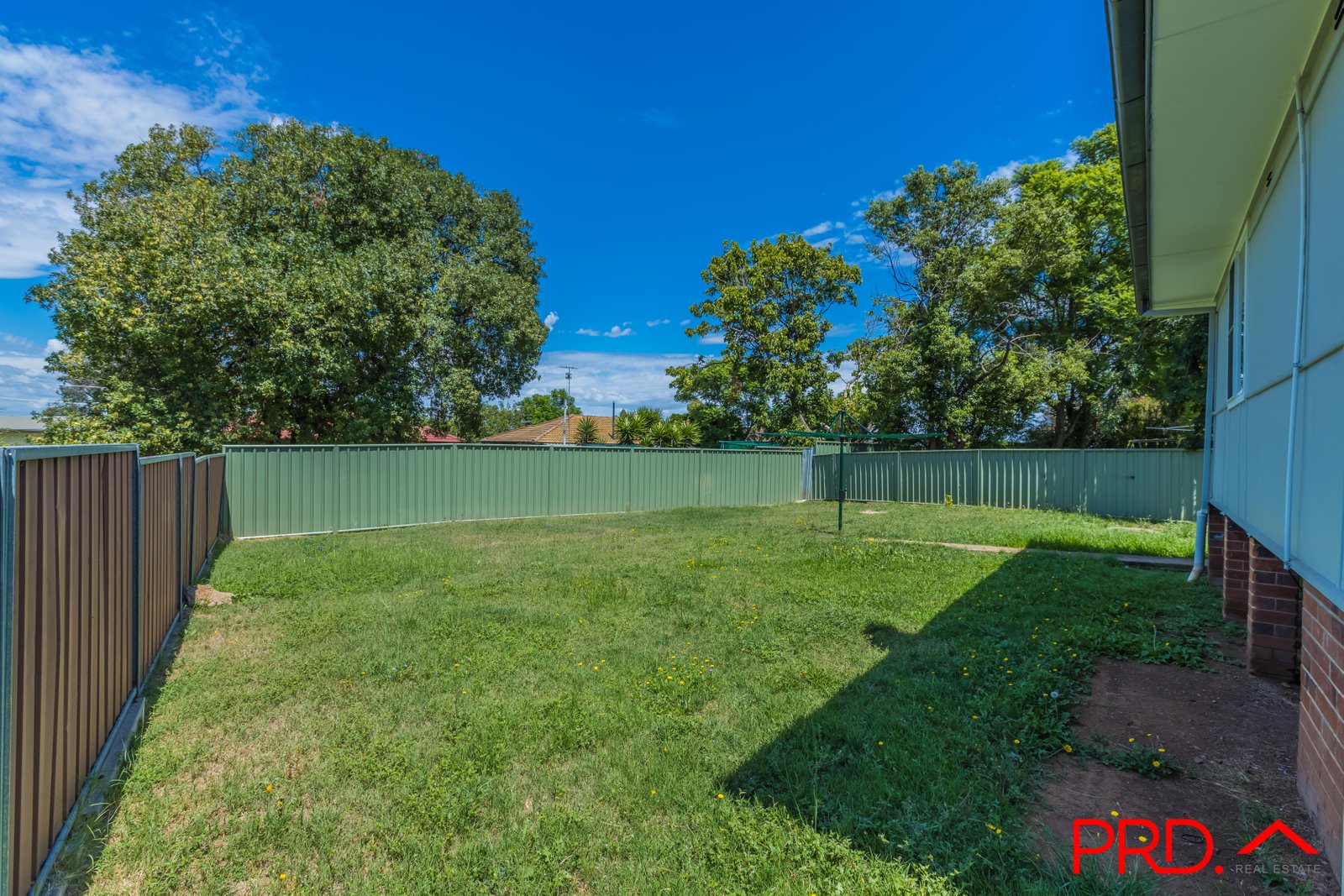 13 Drummond Road TAMWORTH 14