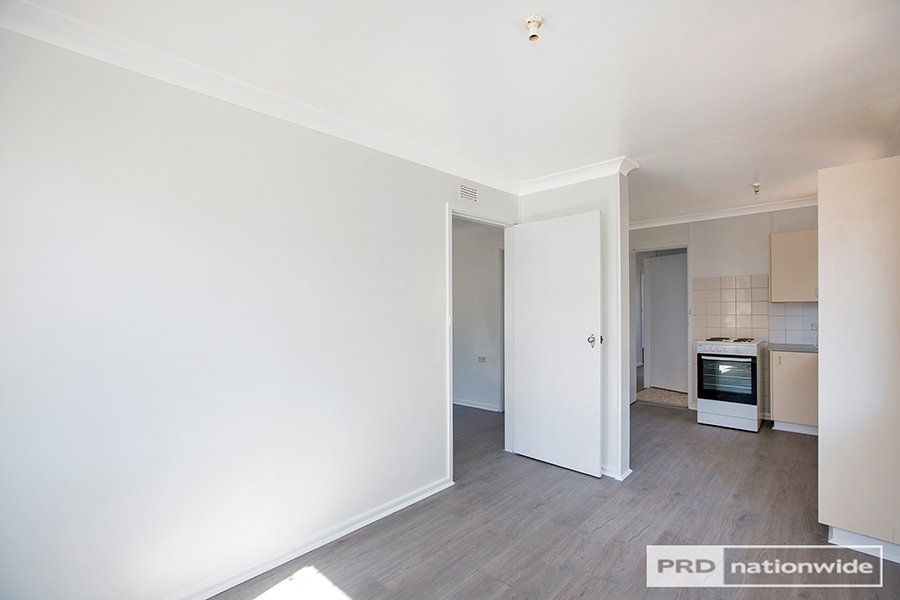 13 Drummond Road TAMWORTH 18