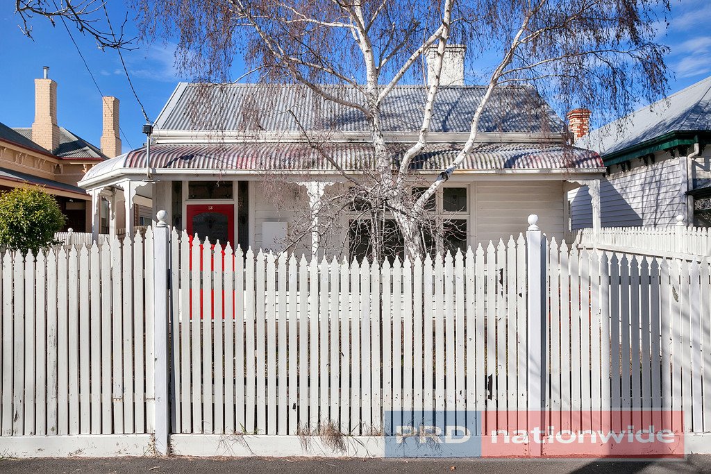 13 Drummond Street South BALLARAT CENTRAL 1