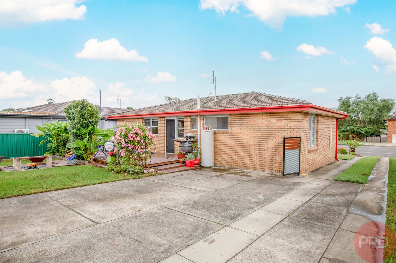 13 Dunkley Street RUTHERFORD 19