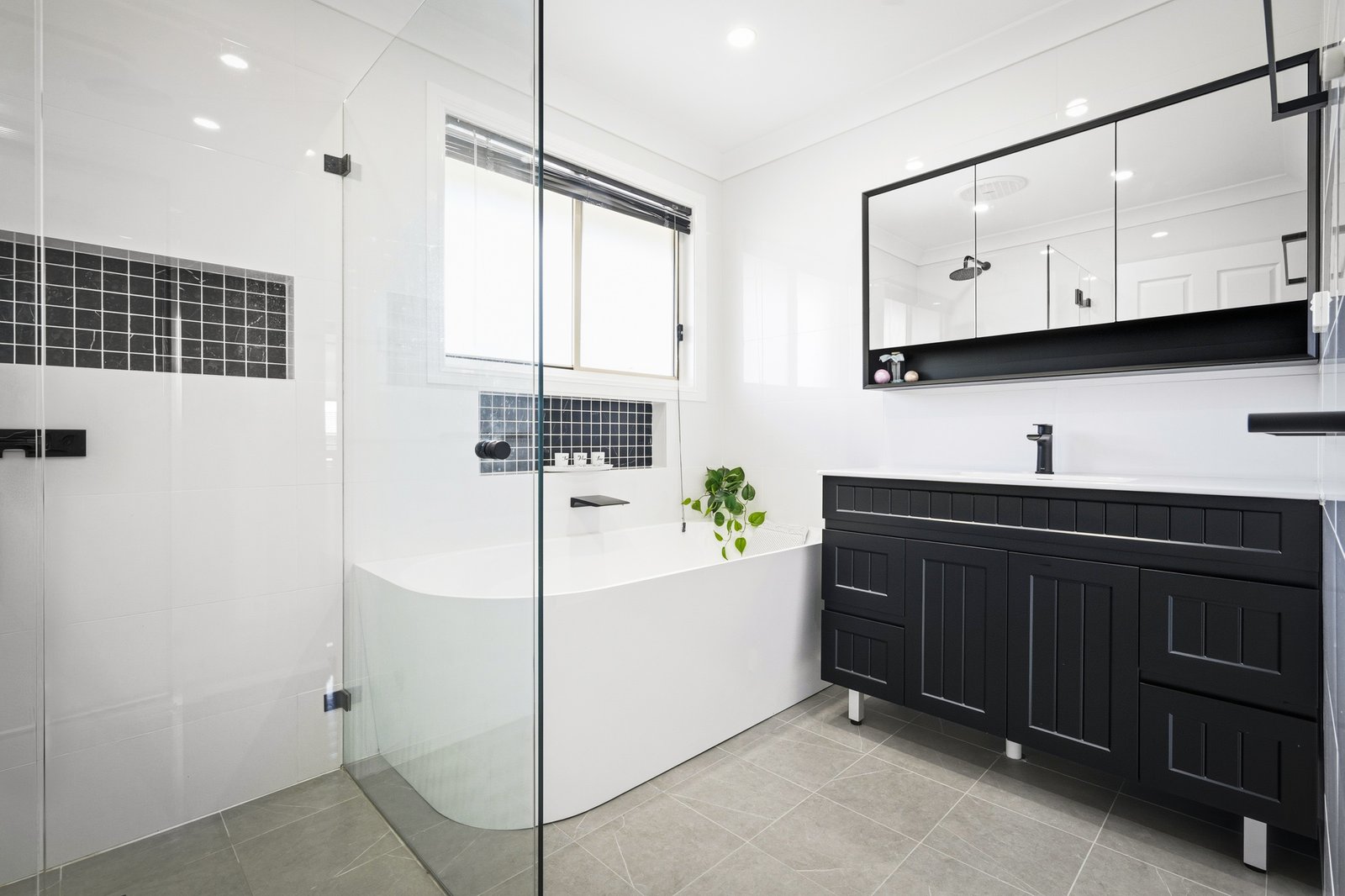 13 Durali Road GLENMORE PARK 18