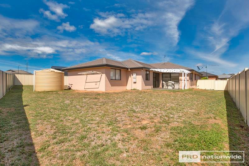 13 Eagle Avenue TAMWORTH 18
