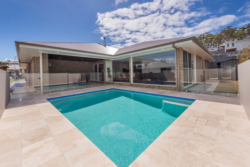 13 Ebbtide Way CORLETTE 1