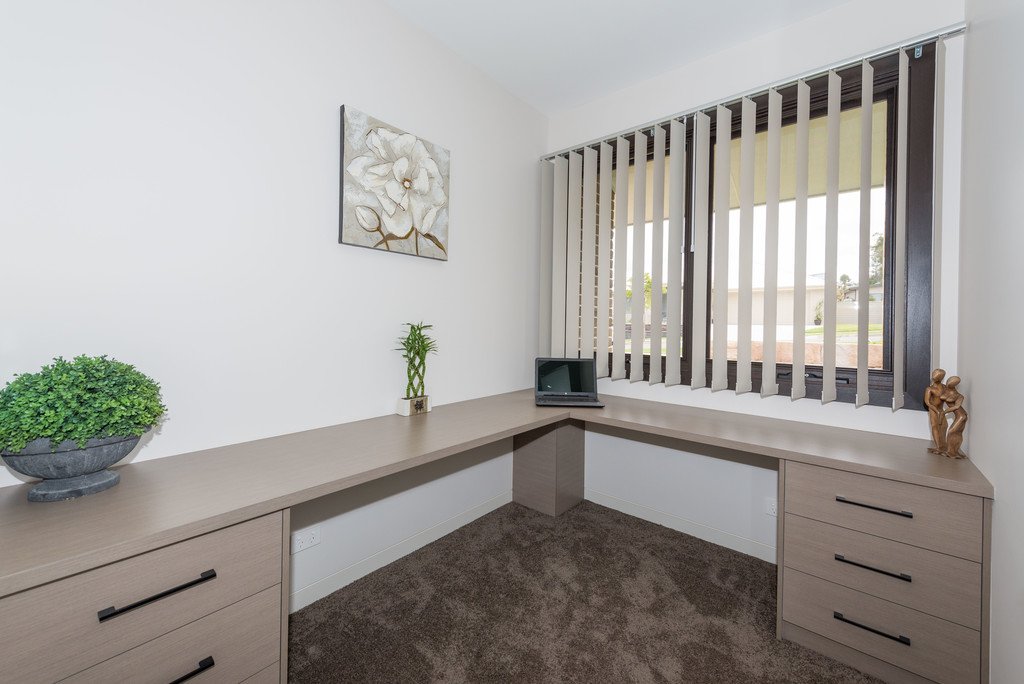 13 Ebbtide Way CORLETTE 25