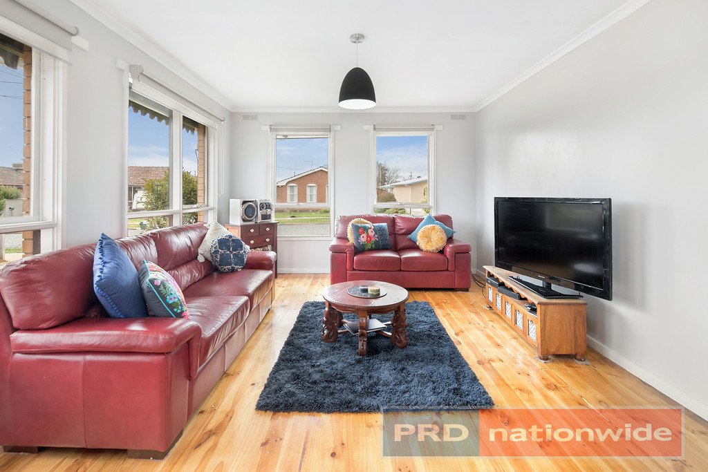 13 Edgar Street WENDOUREE 6