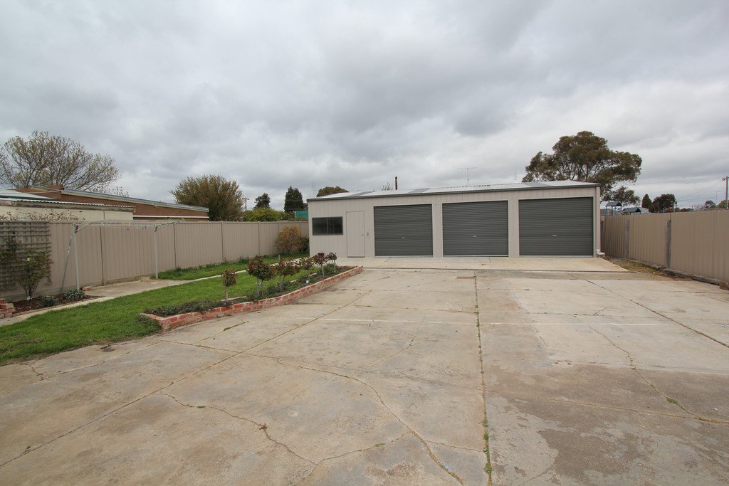 13 Edgar Street WENDOUREE 10