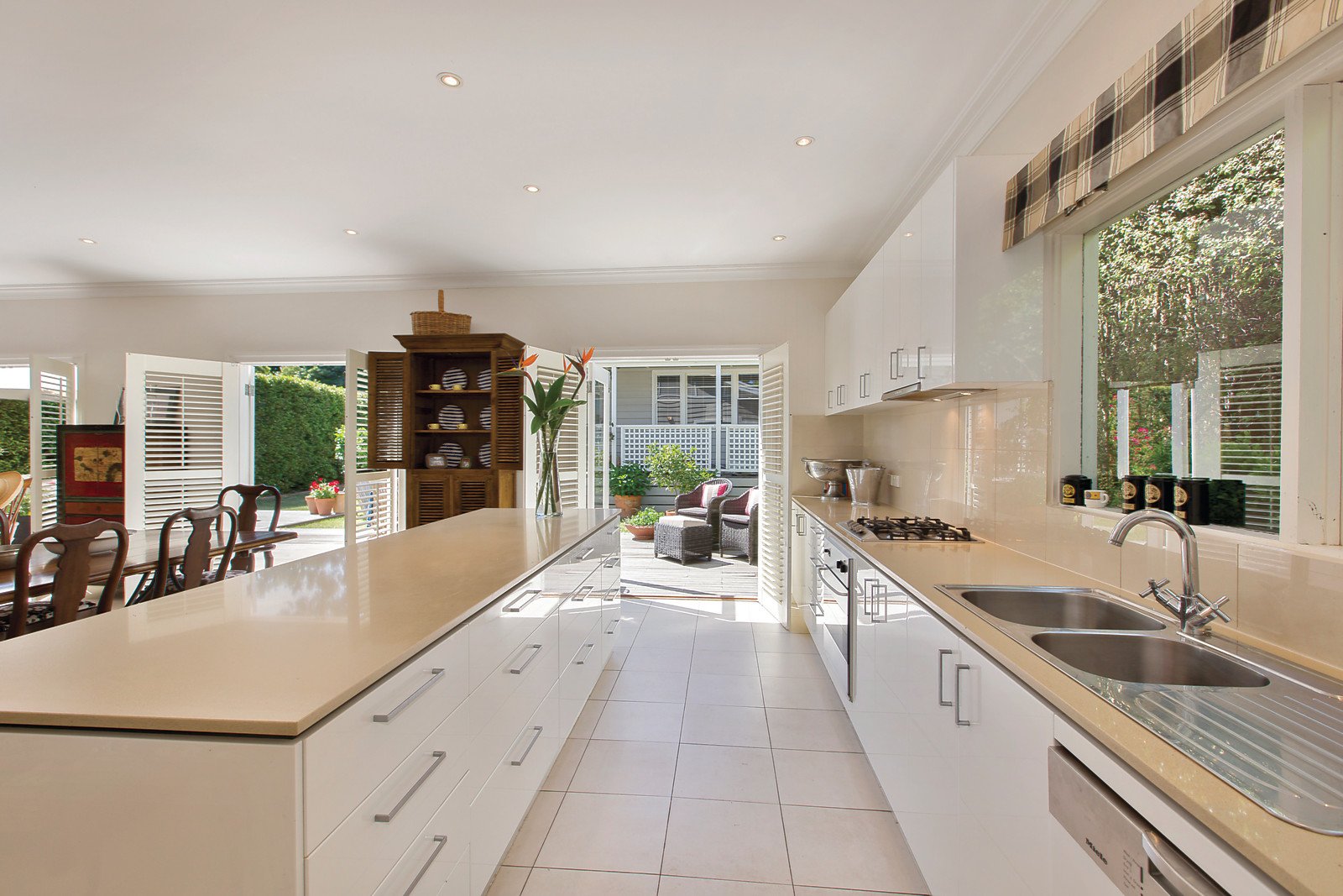 13 Edyvean Street, Surrey Hills, VIC