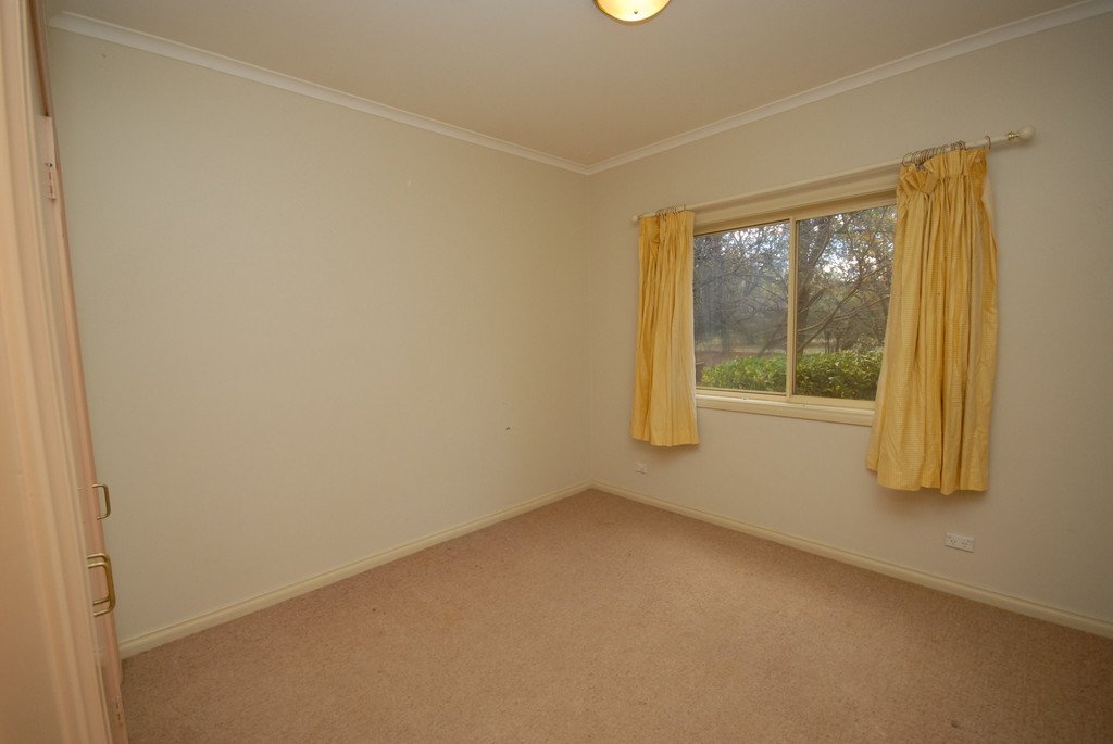 13 Elmslea Drive BUNGENDORE 5